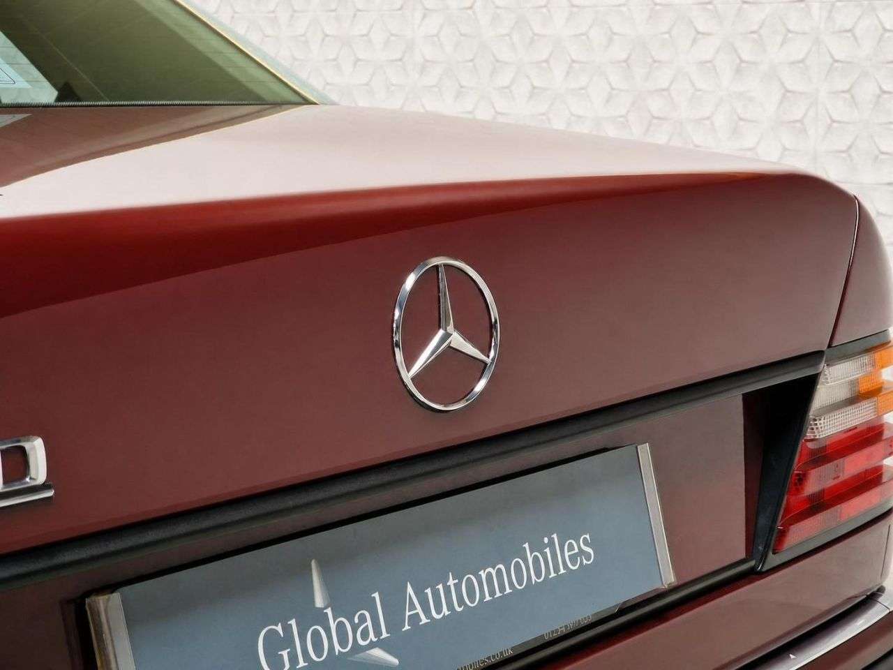 1990 MERCEDES-BENZ E-CLASS 1990 MERCEDES-BENZ E-CLASS