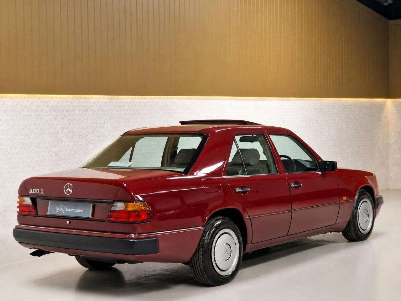 1990 MERCEDES-BENZ E-CLASS 1990 MERCEDES-BENZ E-CLASS