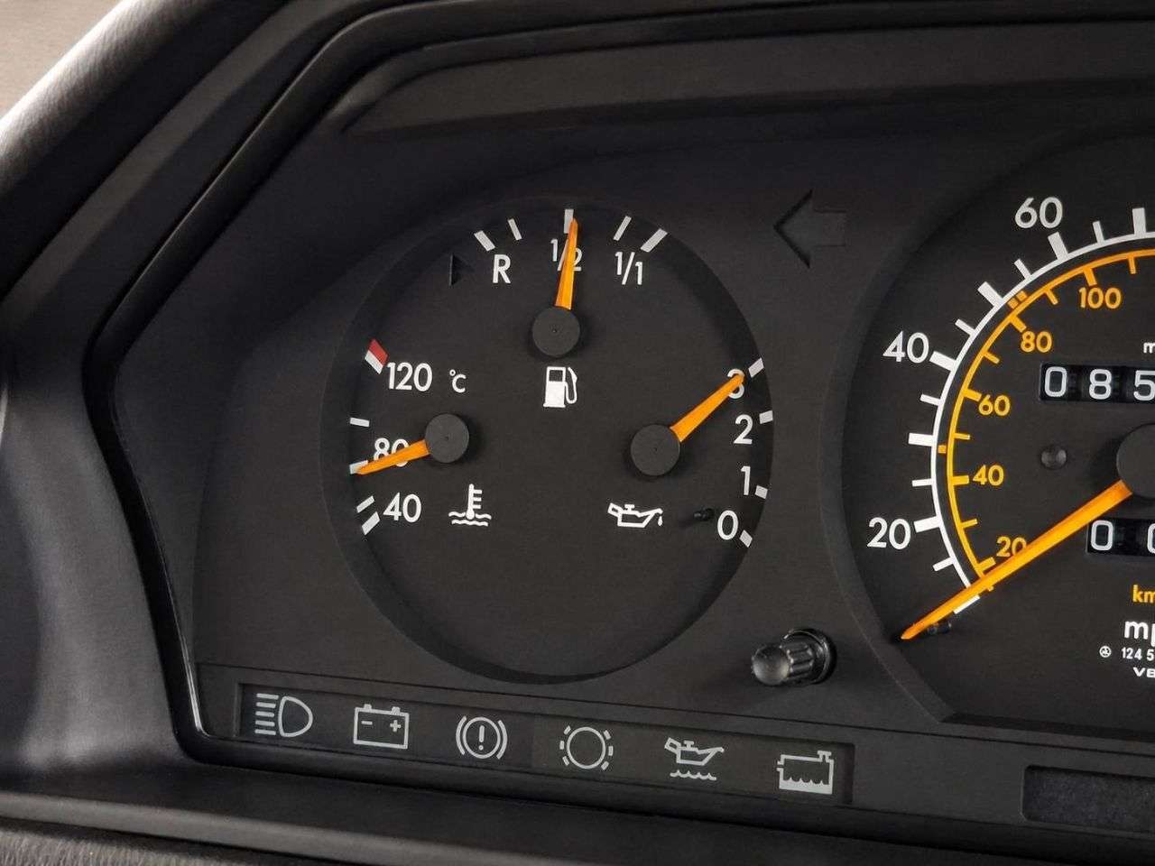 1990 MERCEDES-BENZ E-CLASS 1990 MERCEDES-BENZ E-CLASS