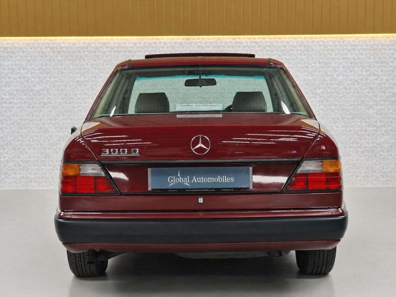 1990 MERCEDES-BENZ E-CLASS 1990 MERCEDES-BENZ E-CLASS