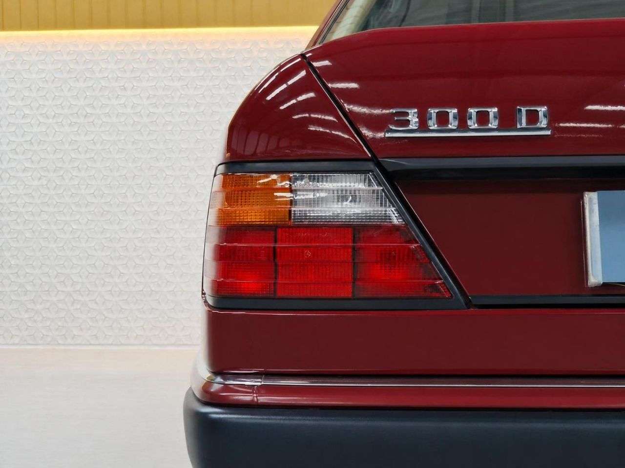 1990 MERCEDES-BENZ E-CLASS 1990 MERCEDES-BENZ E-CLASS
