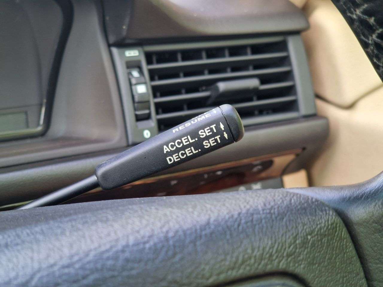 1994 MERCEDES-BENZ E-CLASS 1994 MERCEDES-BENZ E-CLASS