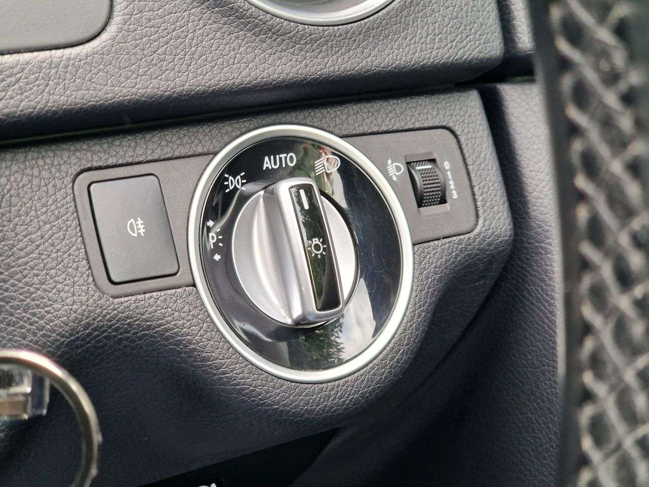 2012 MERCEDES-BENZ C-CLASS 2012 MERCEDES-BENZ C-CLASS