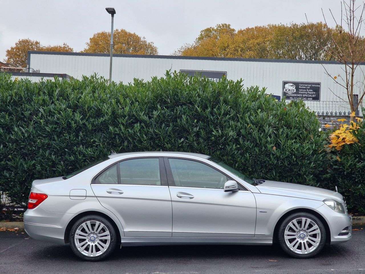 2011 MERCEDES-BENZ C-CLASS 2011 MERCEDES-BENZ C-CLASS