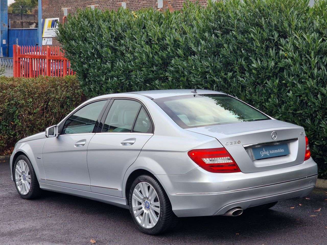 2011 MERCEDES-BENZ C-CLASS 2011 MERCEDES-BENZ C-CLASS