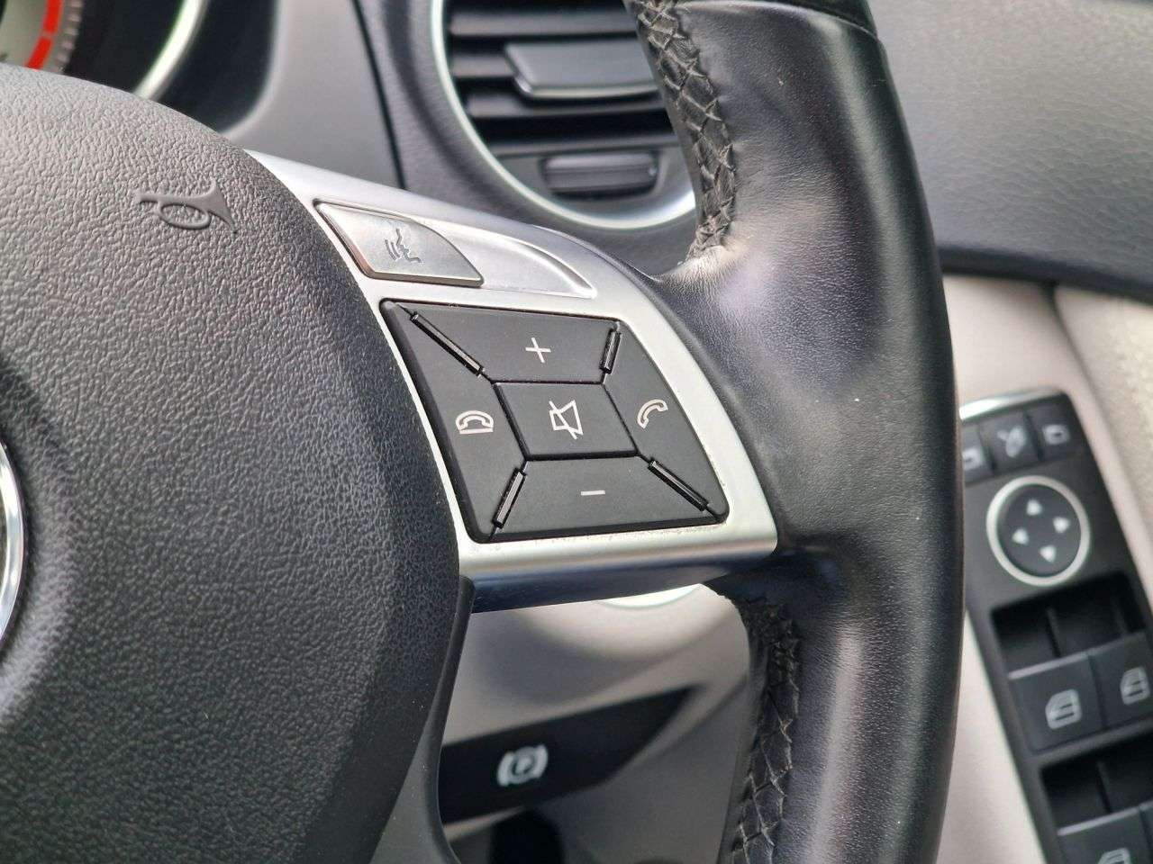 2011 MERCEDES-BENZ C-CLASS 2011 MERCEDES-BENZ C-CLASS