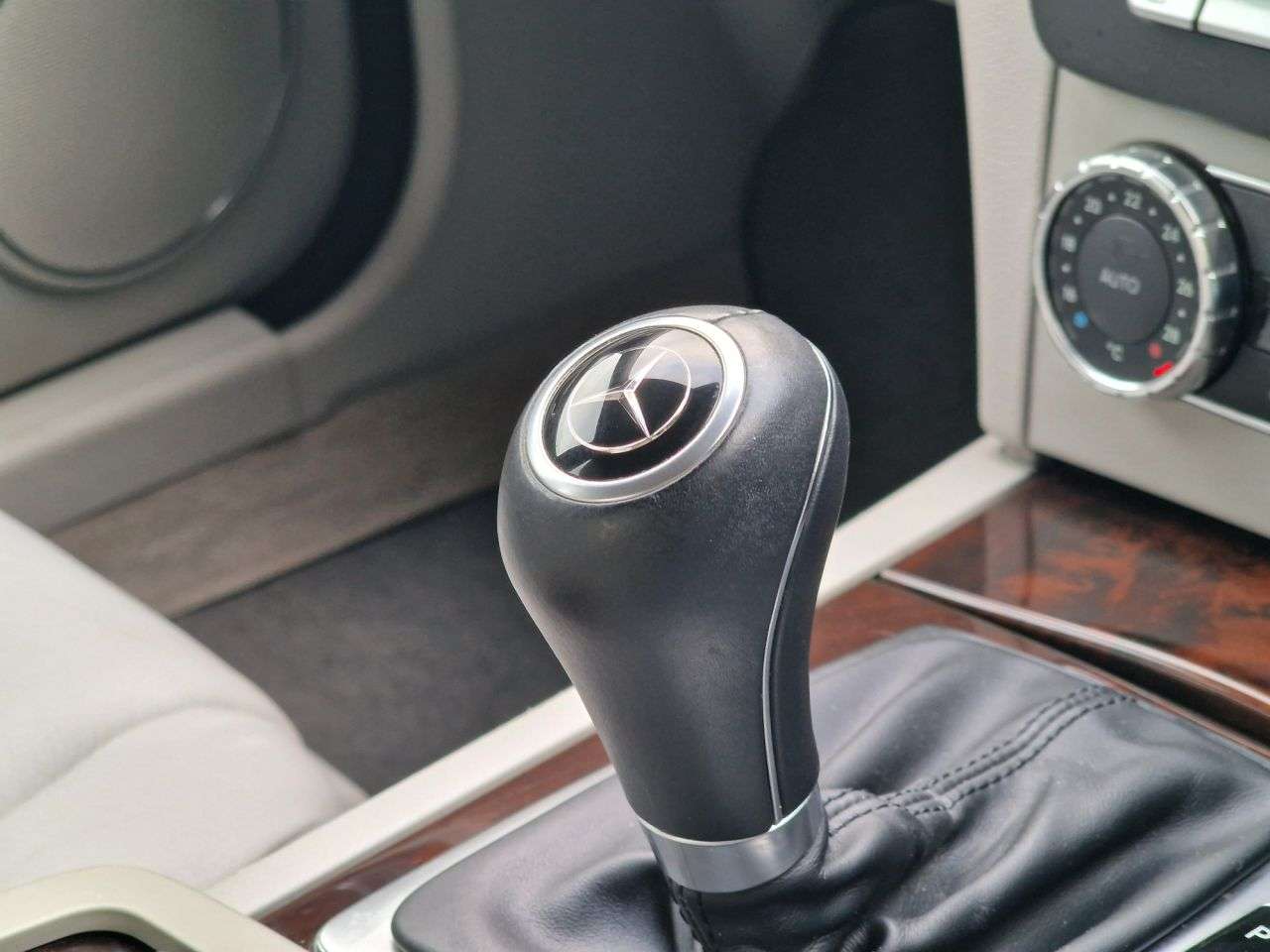 2011 MERCEDES-BENZ C-CLASS 2011 MERCEDES-BENZ C-CLASS