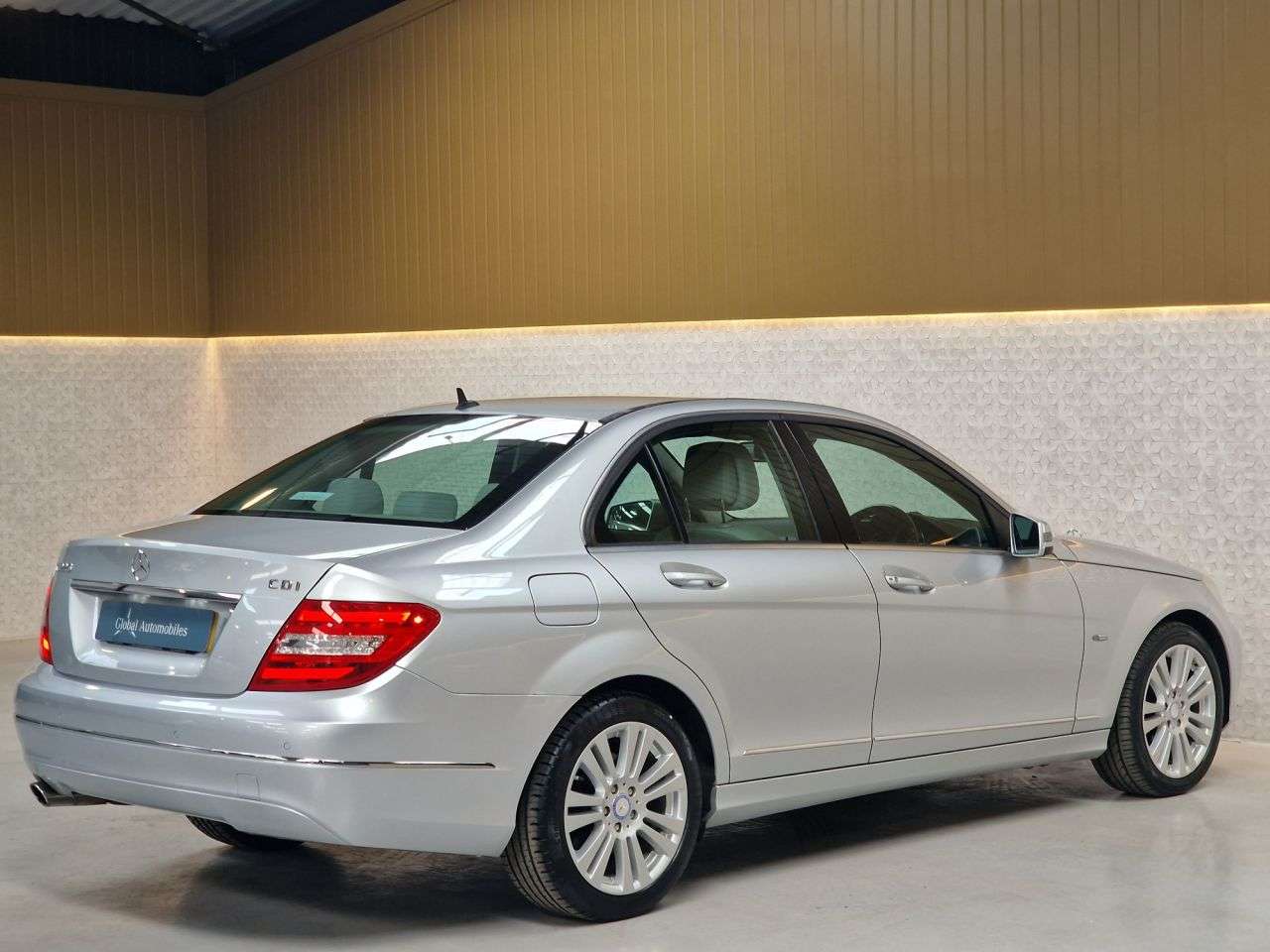 2011 MERCEDES-BENZ C-CLASS 2011 MERCEDES-BENZ C-CLASS