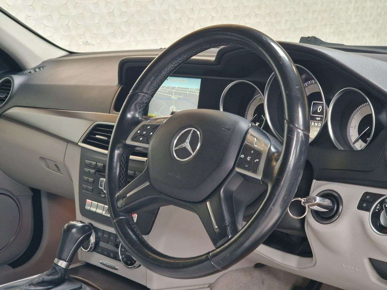 2011 MERCEDES-BENZ C-CLASS 2011 MERCEDES-BENZ C-CLASS