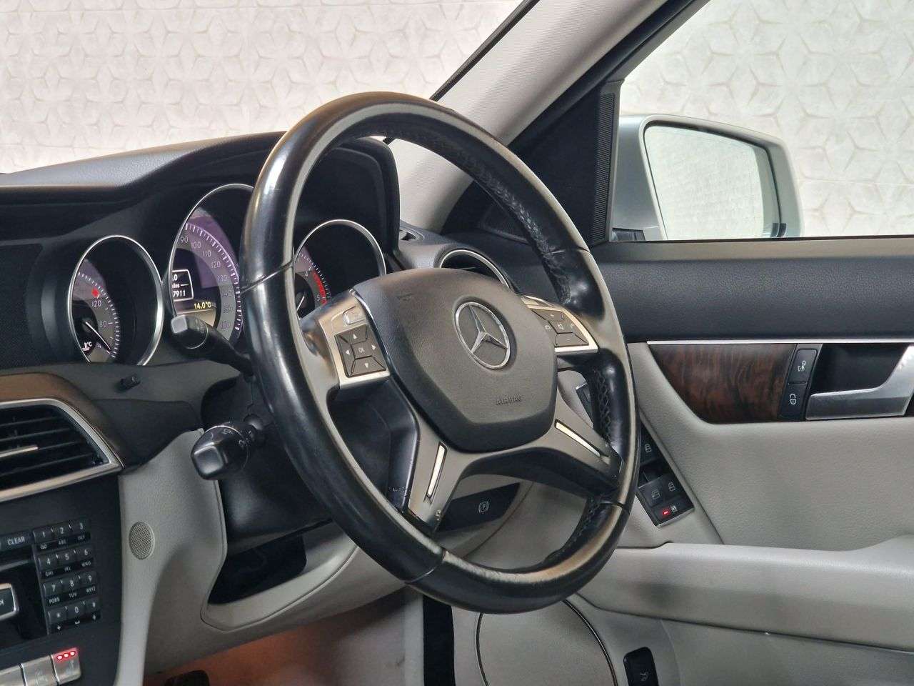 2011 MERCEDES-BENZ C-CLASS 2011 MERCEDES-BENZ C-CLASS