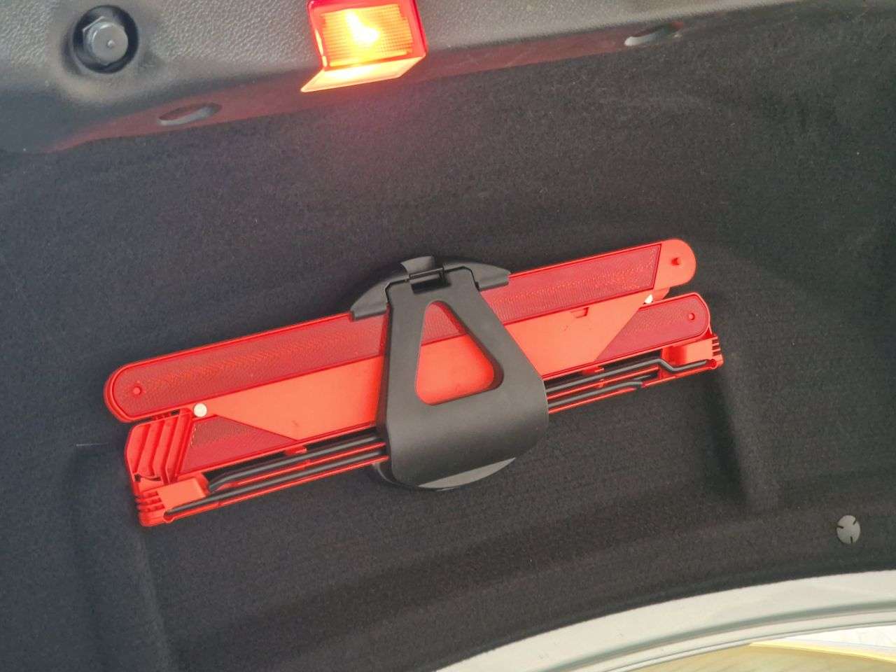 2011 MERCEDES-BENZ C-CLASS 2011 MERCEDES-BENZ C-CLASS