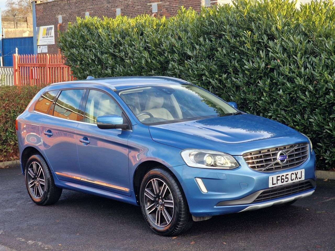 2015 VOLVO XC60 2015 VOLVO XC60