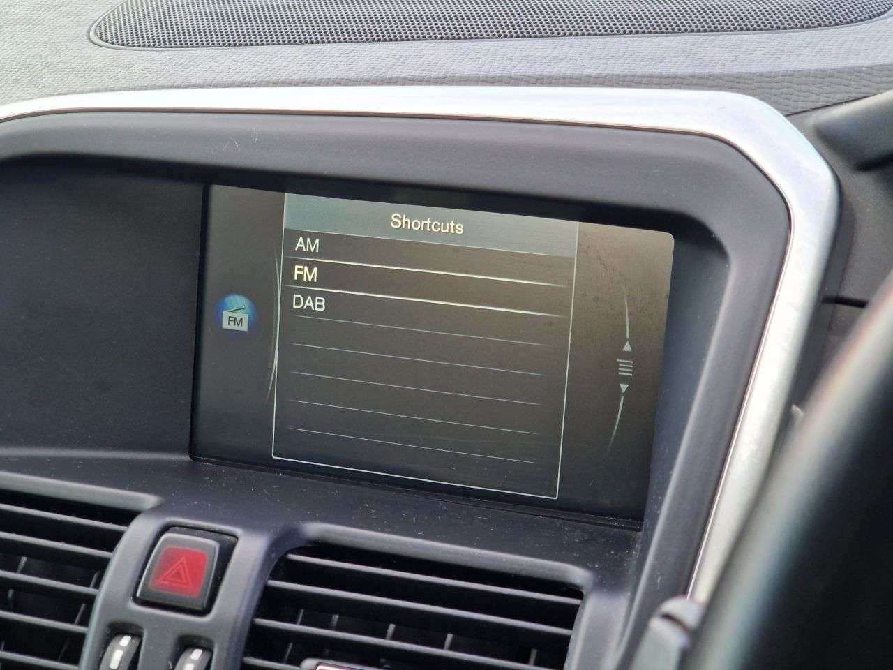 2015 VOLVO XC60 2015 VOLVO XC60