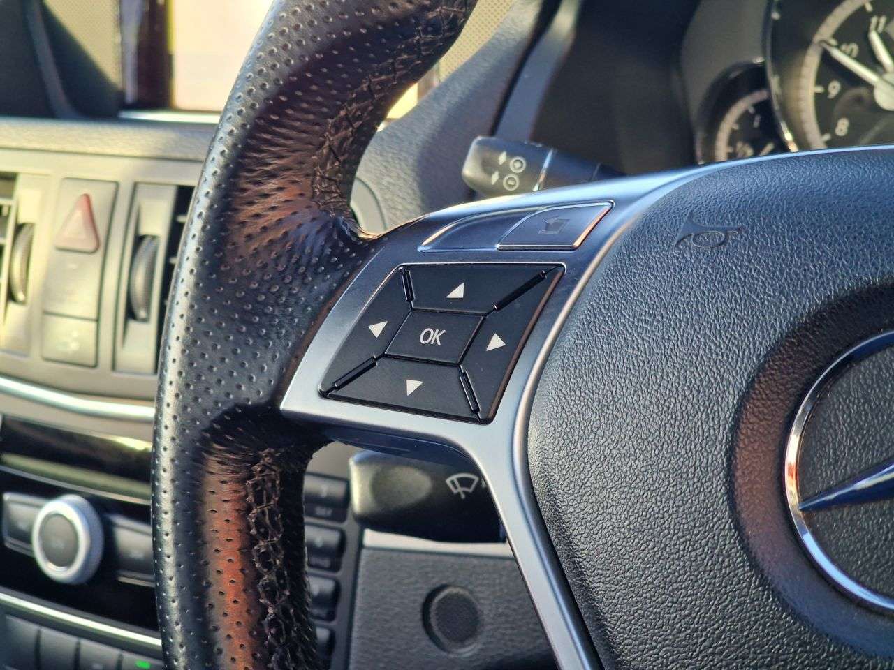 2012 MERCEDES-BENZ E-CLASS 2012 MERCEDES-BENZ E-CLASS