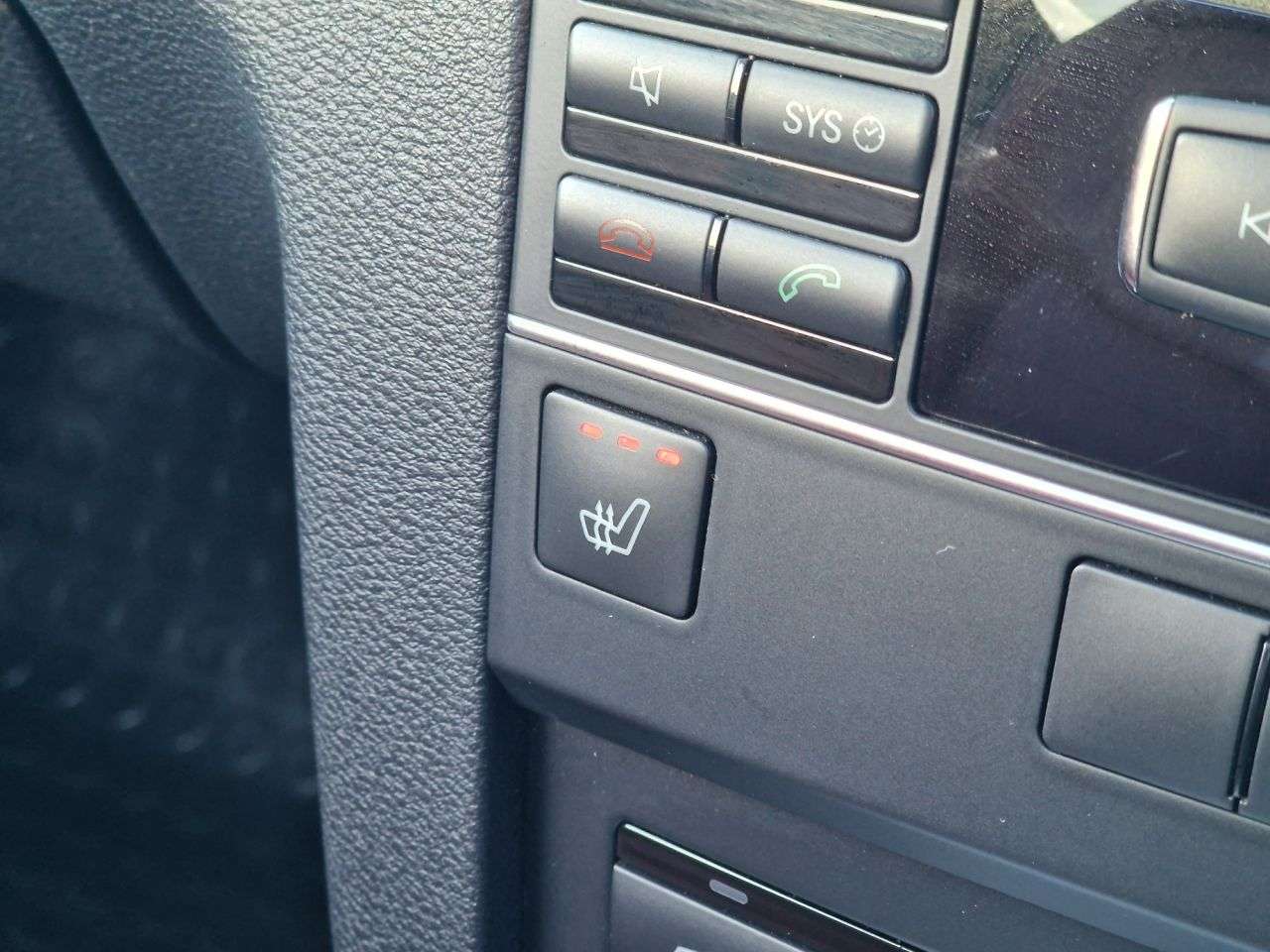 2012 MERCEDES-BENZ E-CLASS 2012 MERCEDES-BENZ E-CLASS