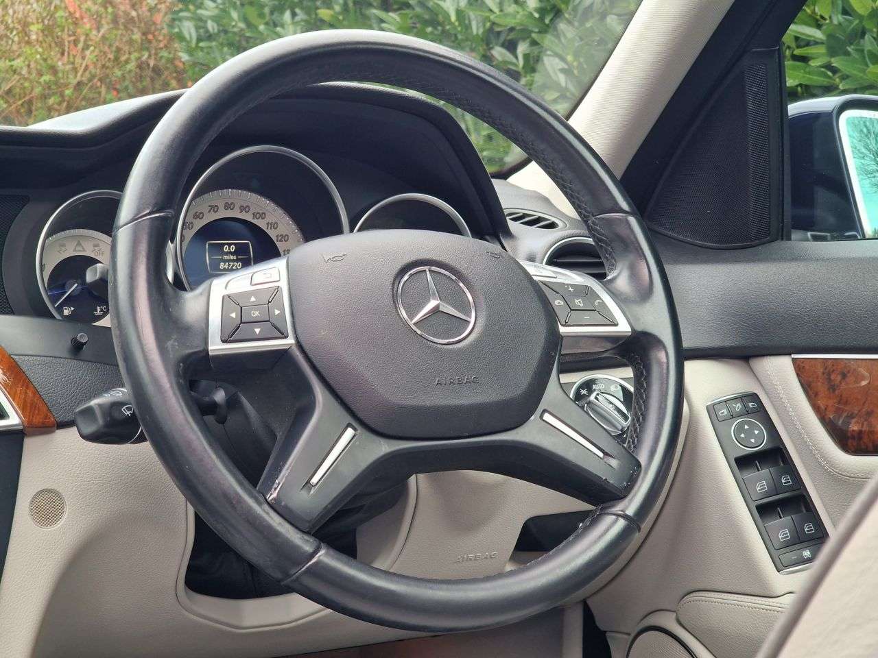 2011 MERCEDES-BENZ C-CLASS 2011 MERCEDES-BENZ C-CLASS