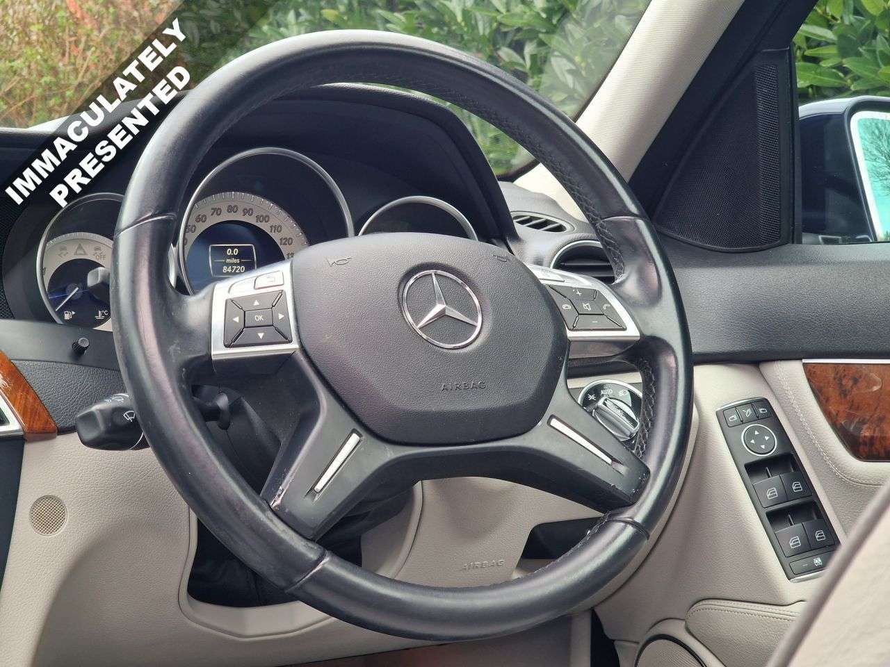 2011 MERCEDES-BENZ C-CLASS 2011 MERCEDES-BENZ C-CLASS