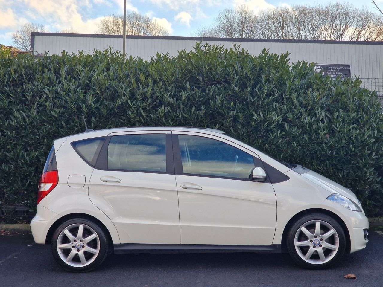 2010 MERCEDES-BENZ A-CLASS 2010 MERCEDES-BENZ A-CLASS