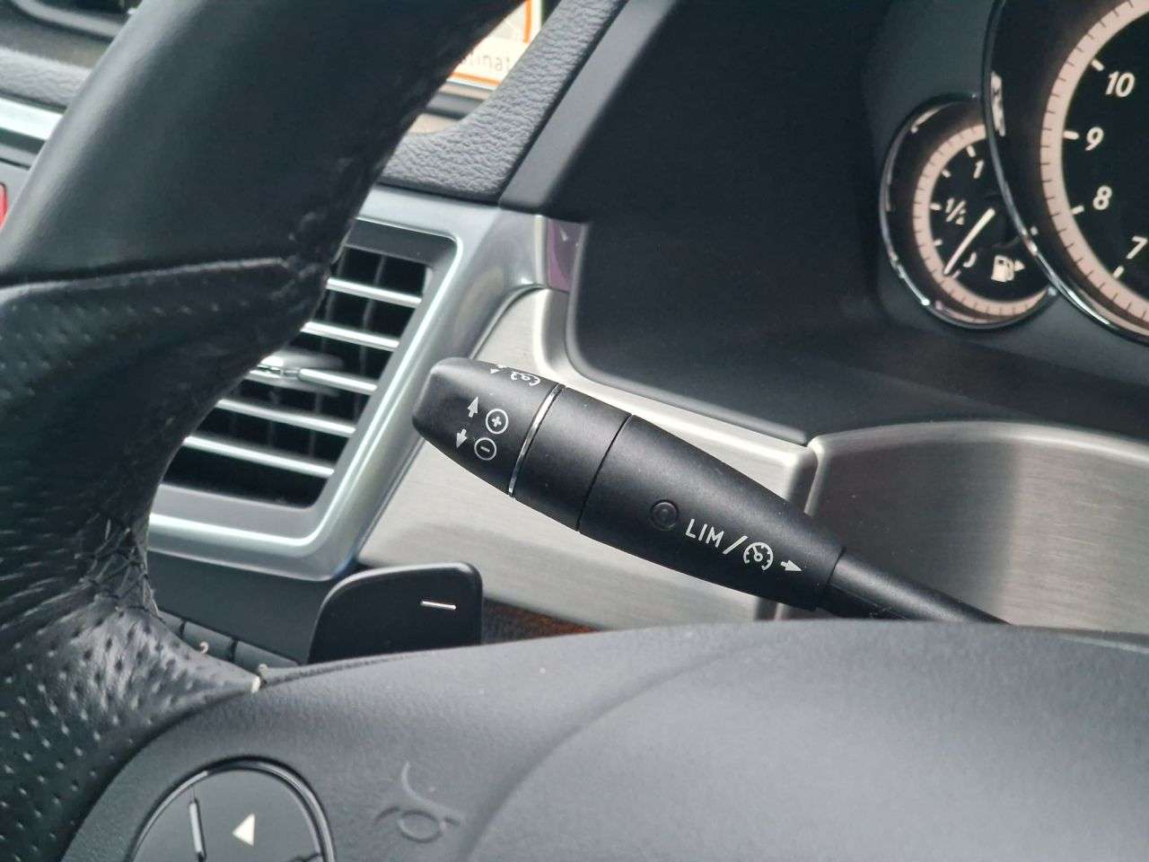 2010 MERCEDES-BENZ E-CLASS 2010 MERCEDES-BENZ E-CLASS