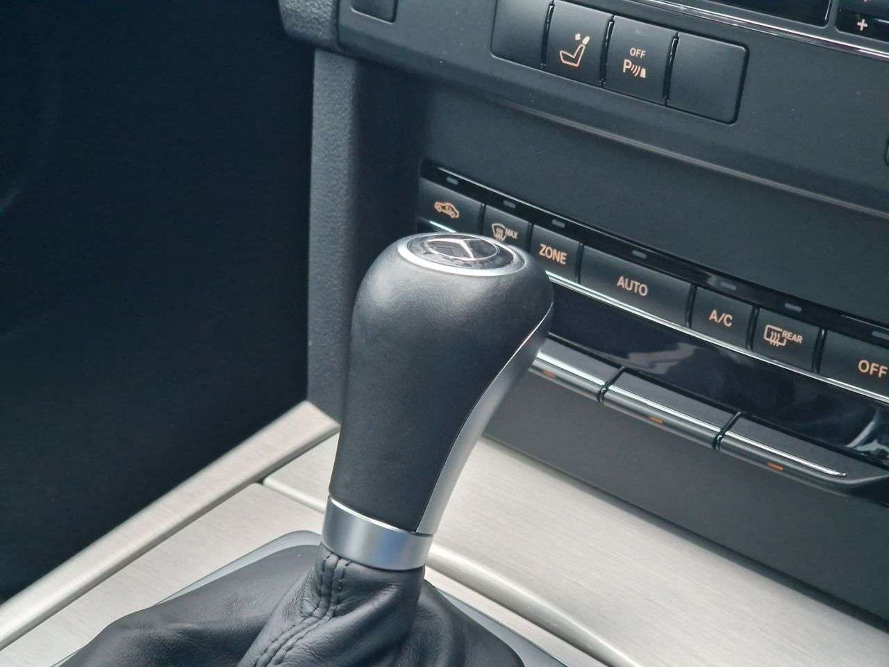 2010 MERCEDES-BENZ E-CLASS 2010 MERCEDES-BENZ E-CLASS