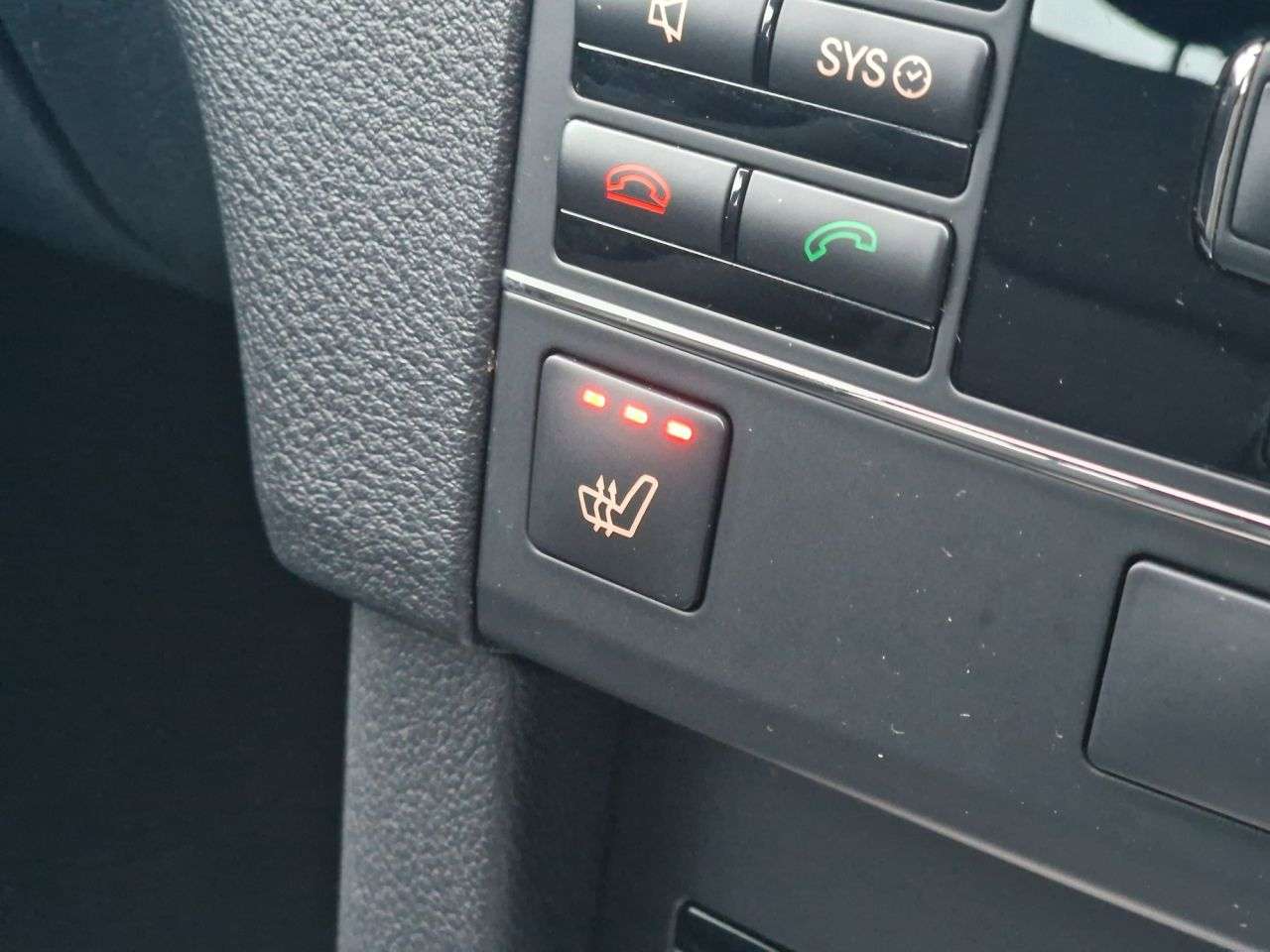 2010 MERCEDES-BENZ E-CLASS 2010 MERCEDES-BENZ E-CLASS