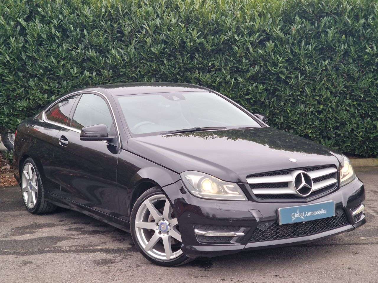 A 2015 MERCEDES-BENZ C-CLASS 2.1 C220 CDI AMG Sport Edition Coupe 2dr Diesel G-Tronic+ Euro 5 (s/s) (170 A 2015 MERCEDES-BENZ C-CLASS 2.1 C220 CDI AMG Sport Edition Coupe 2dr Diesel G-Tronic+ Euro 5 (s/s) (170