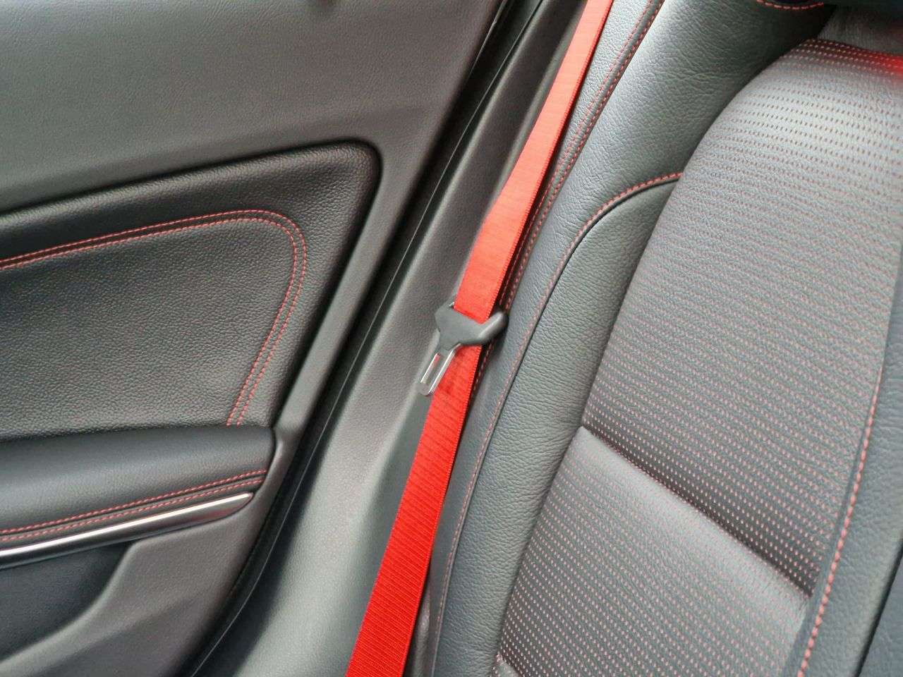 2016 MERCEDES-BENZ A-CLASS 2016 MERCEDES-BENZ A-CLASS