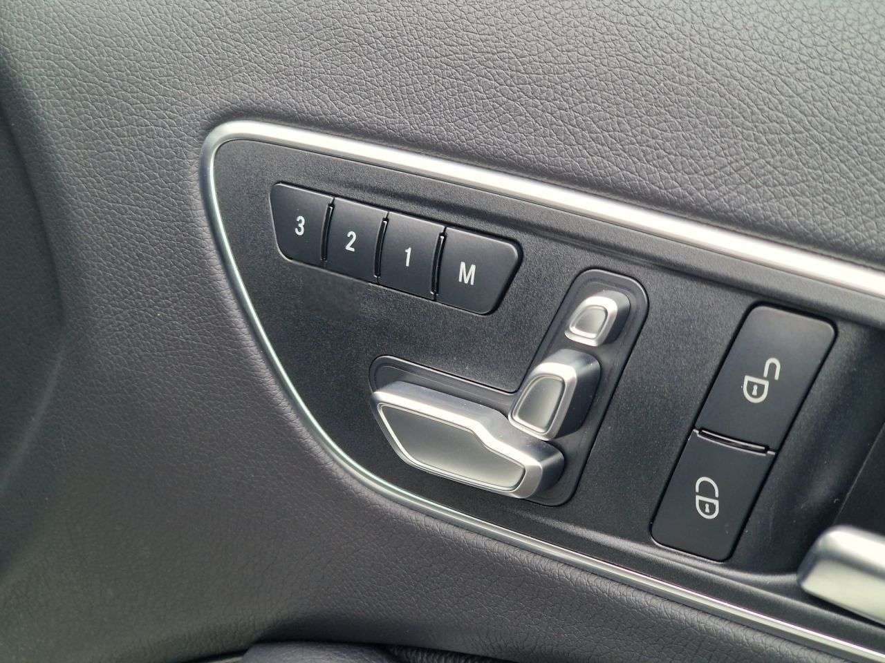 2016 MERCEDES-BENZ A-CLASS 2016 MERCEDES-BENZ A-CLASS