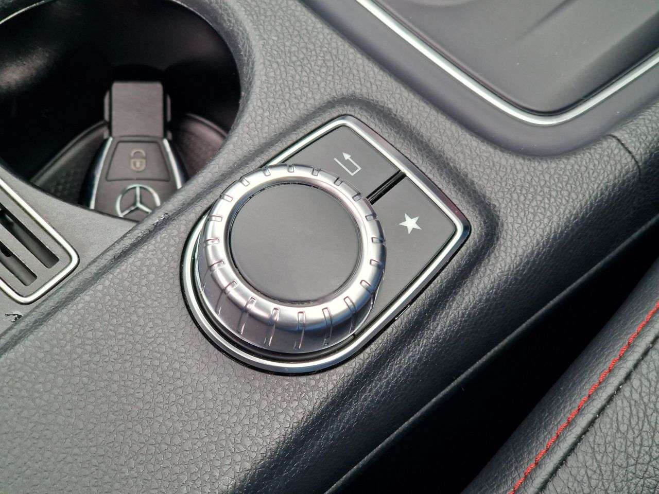 2016 MERCEDES-BENZ A-CLASS 2016 MERCEDES-BENZ A-CLASS