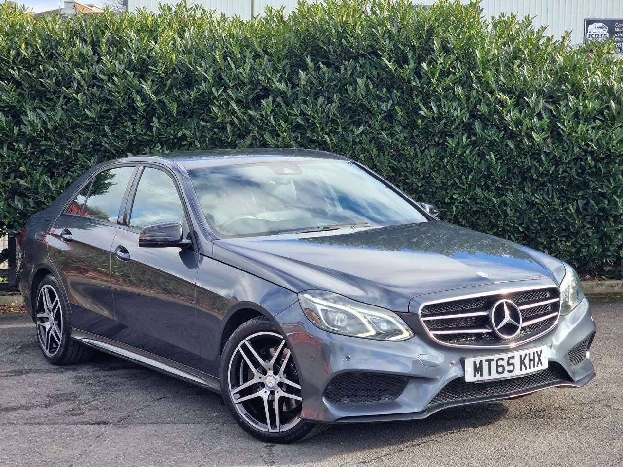 A 2015 MERCEDES-BENZ E-CLASS 2.1 E220 BlueTEC AMG Night Edition Saloon 4dr Diesel G-Tronic+ Euro 6 (s/s) A 2015 MERCEDES-BENZ E-CLASS 2.1 E220 BlueTEC AMG Night Edition Saloon 4dr Diesel G-Tronic+ Euro 6 (s/s)