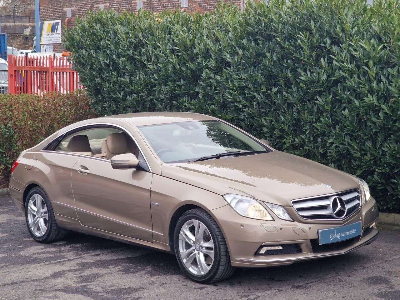 2009 MERCEDES-BENZ E-CLASS 2009 MERCEDES-BENZ E-CLASS