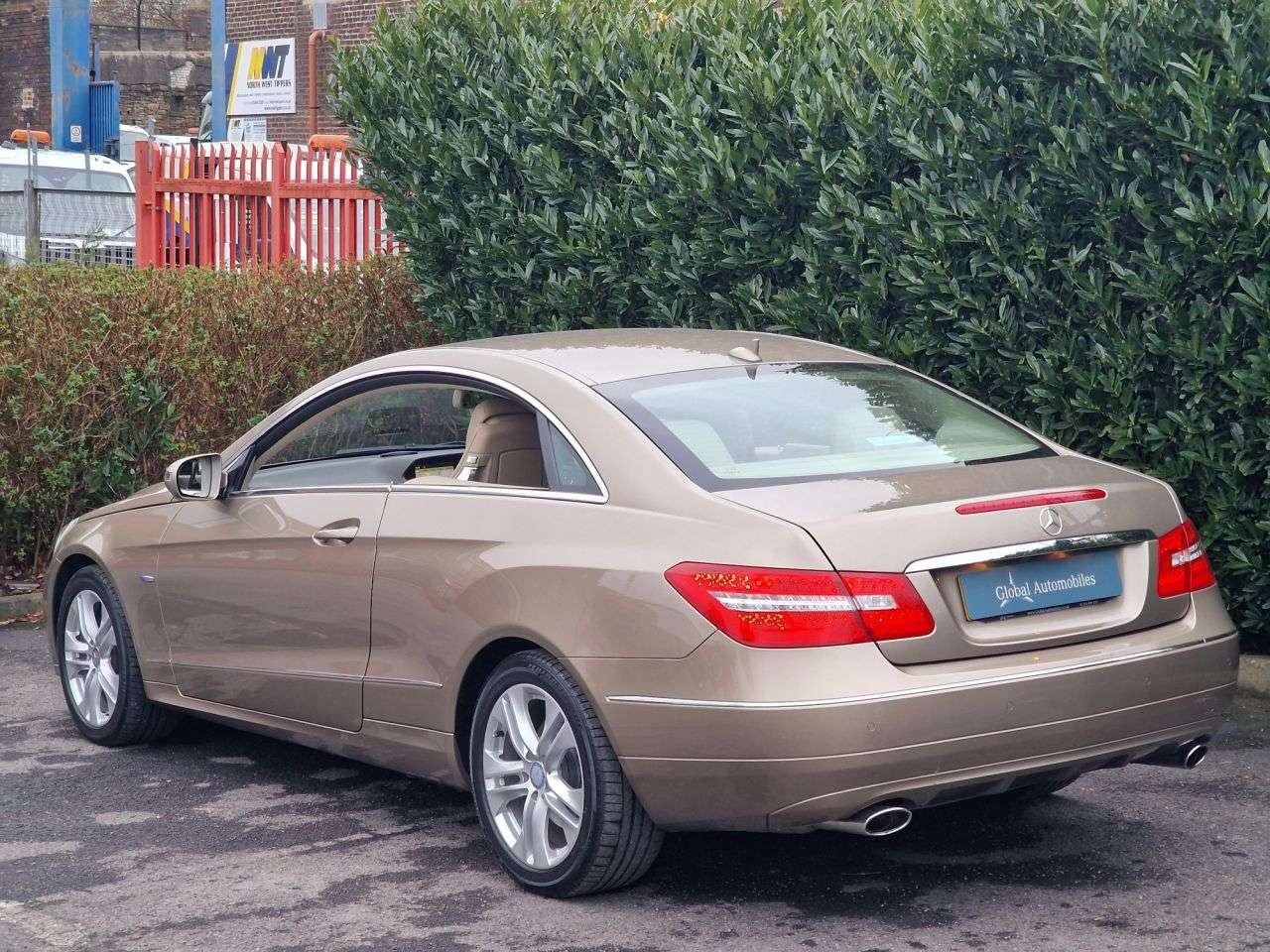 2009 MERCEDES-BENZ E-CLASS 2009 MERCEDES-BENZ E-CLASS