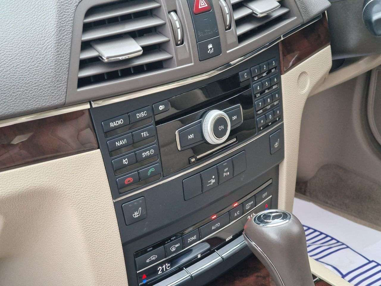 2009 MERCEDES-BENZ E-CLASS 2009 MERCEDES-BENZ E-CLASS