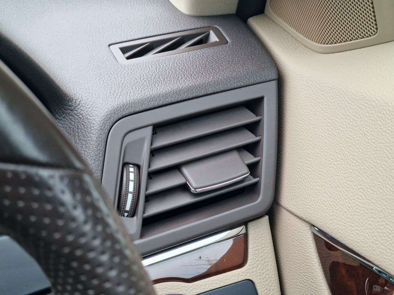 2009 MERCEDES-BENZ E-CLASS 2009 MERCEDES-BENZ E-CLASS