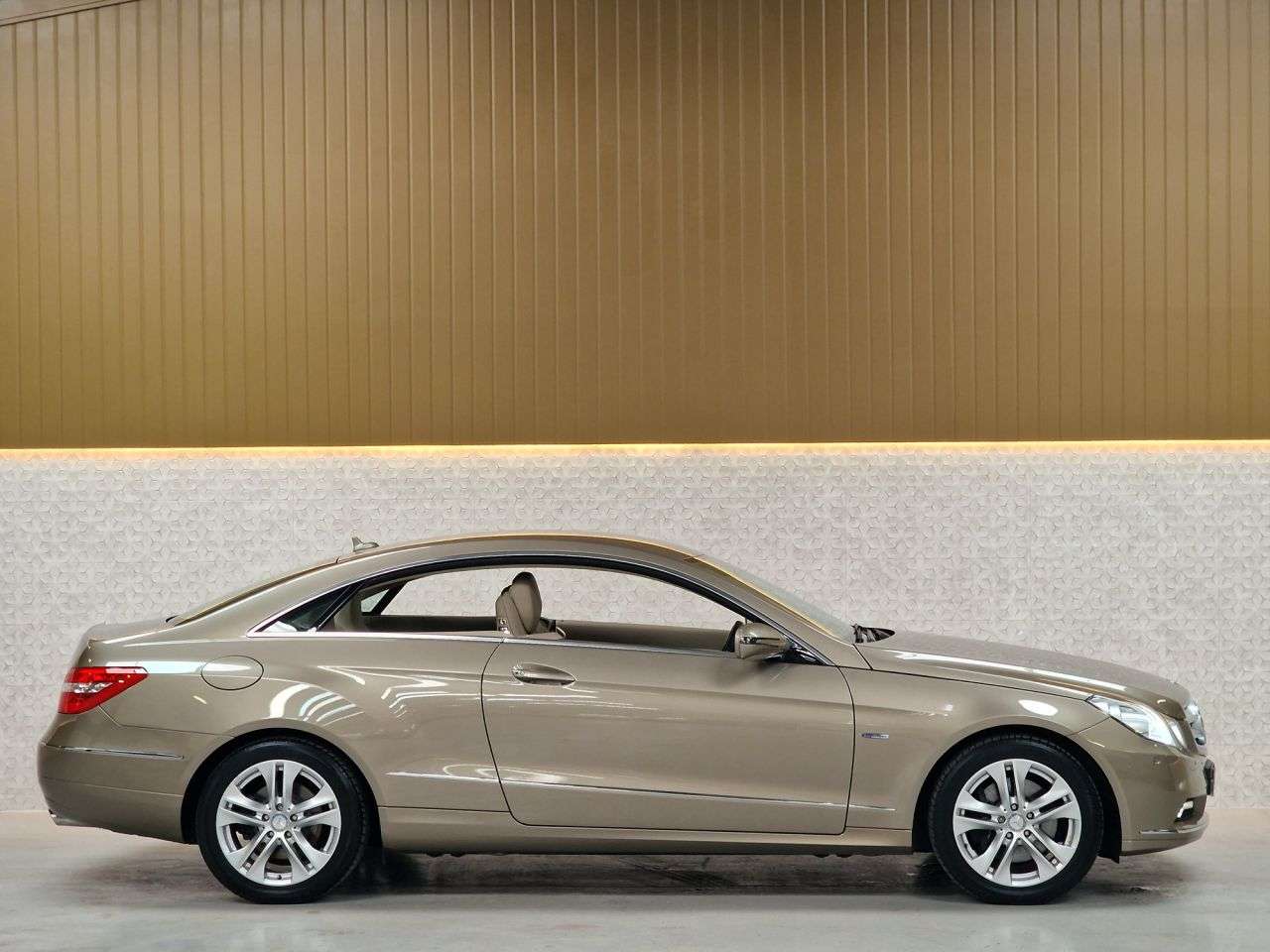 2009 MERCEDES-BENZ E-CLASS 2009 MERCEDES-BENZ E-CLASS