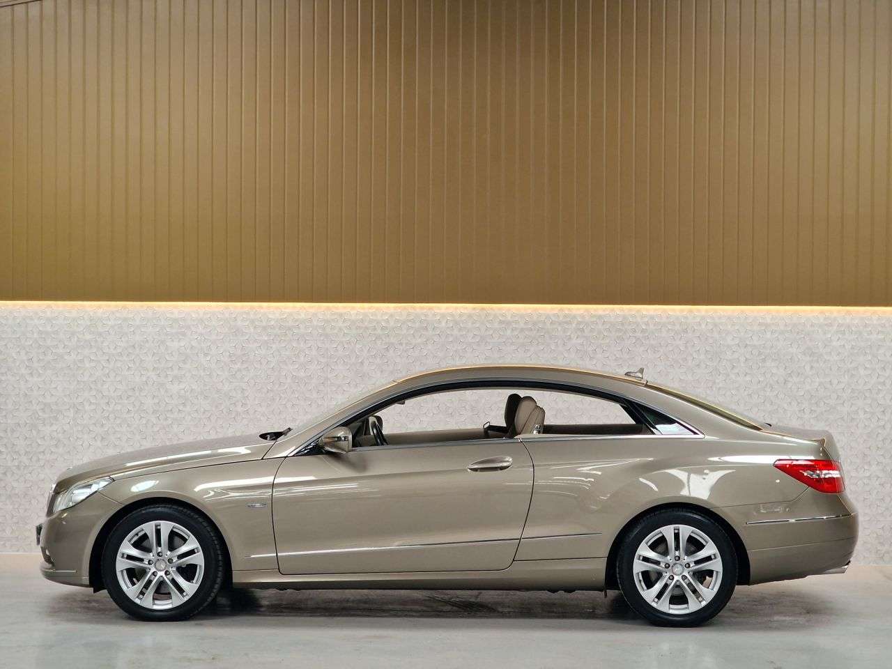 2009 MERCEDES-BENZ E-CLASS 2009 MERCEDES-BENZ E-CLASS