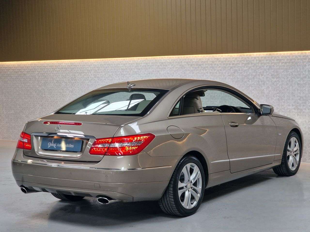 2009 MERCEDES-BENZ E-CLASS 2009 MERCEDES-BENZ E-CLASS