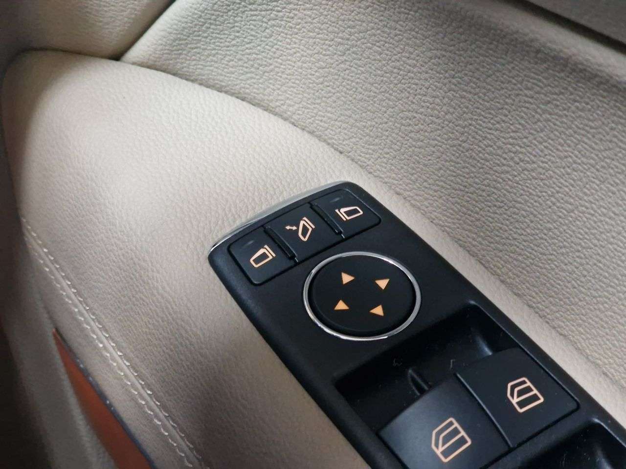 2009 MERCEDES-BENZ E-CLASS 2009 MERCEDES-BENZ E-CLASS