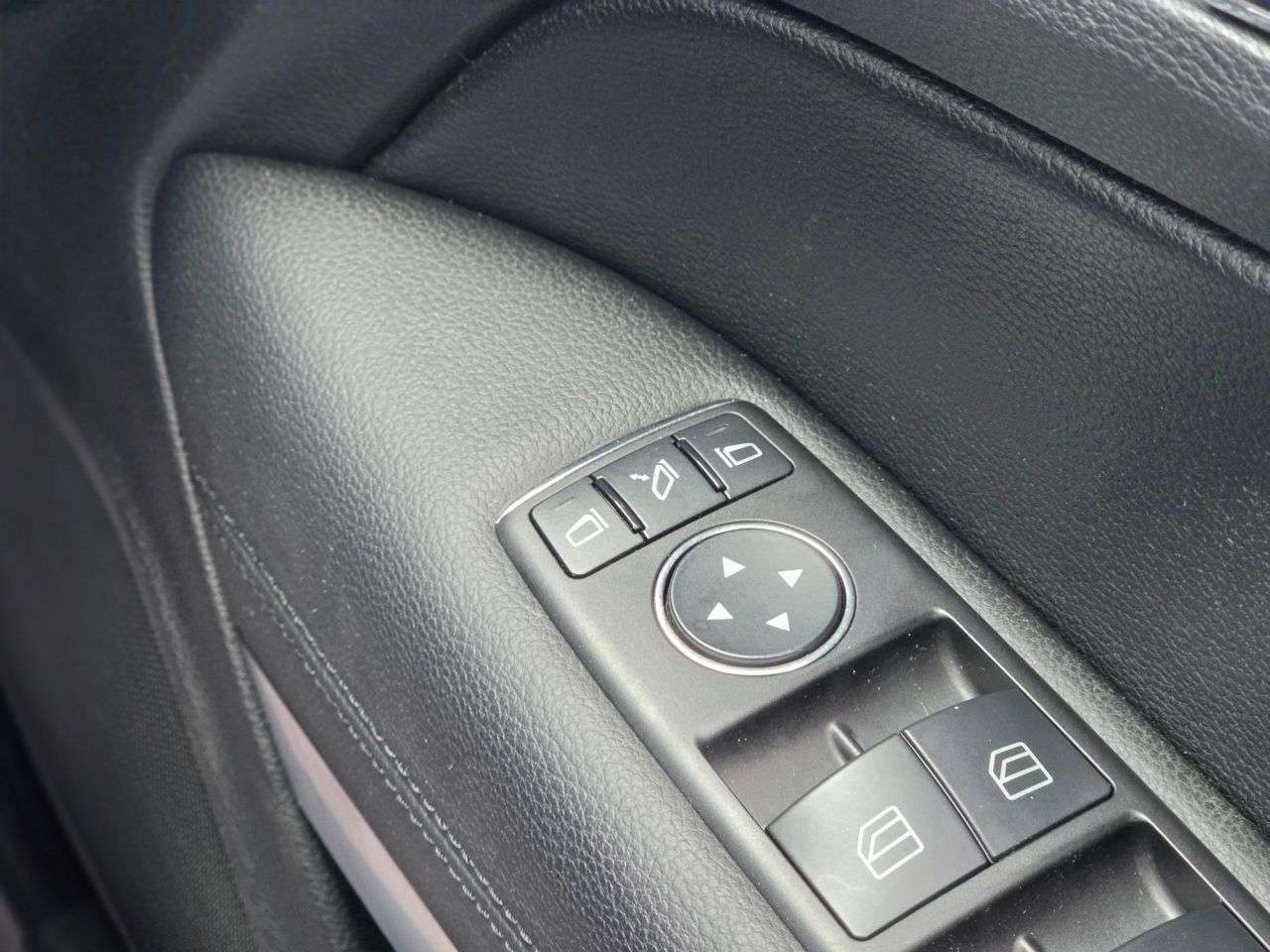 2012 MERCEDES-BENZ E-CLASS 2012 MERCEDES-BENZ E-CLASS