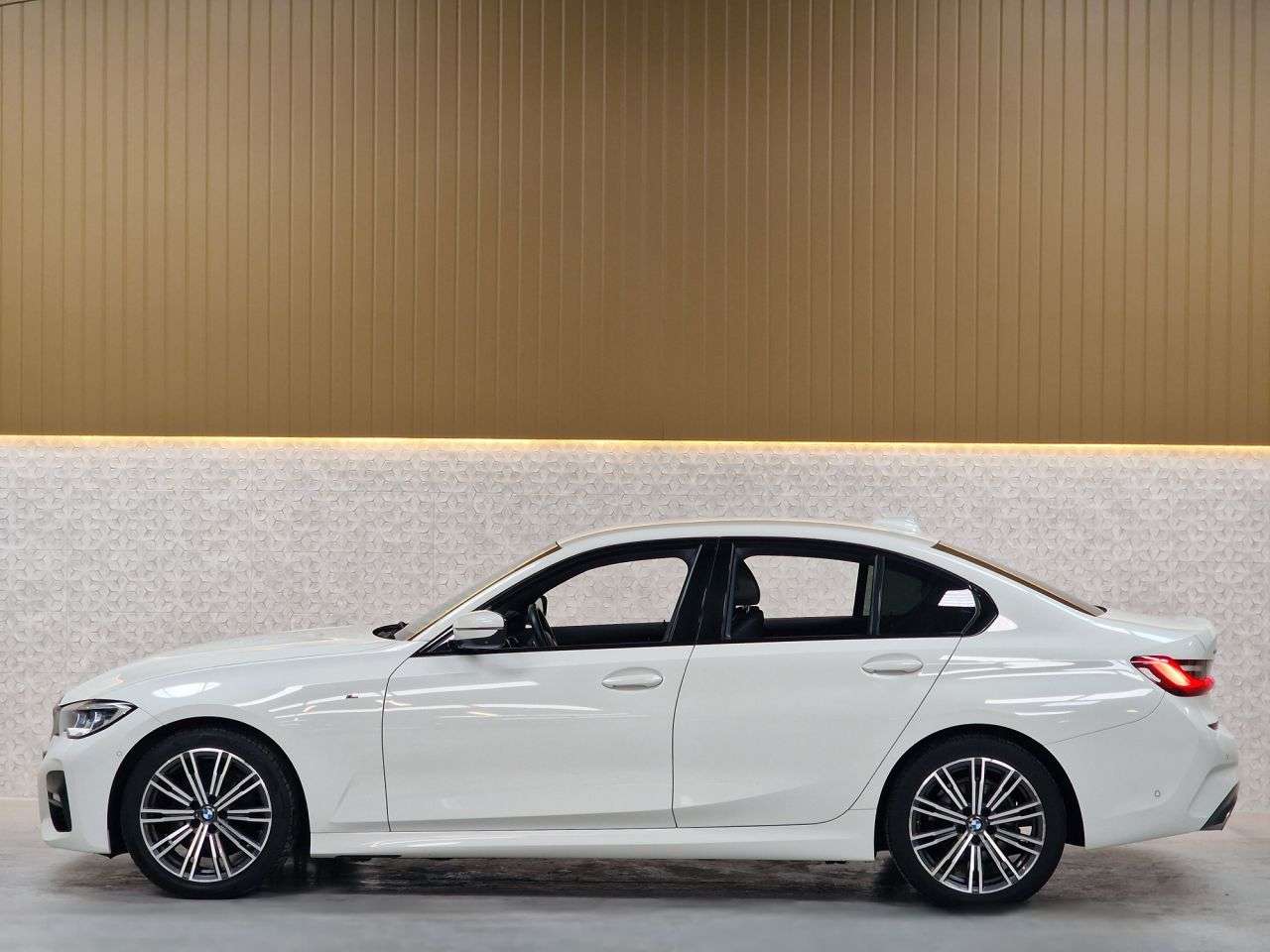 2019 BMW 3 SERIES 2019 BMW 3 SERIES