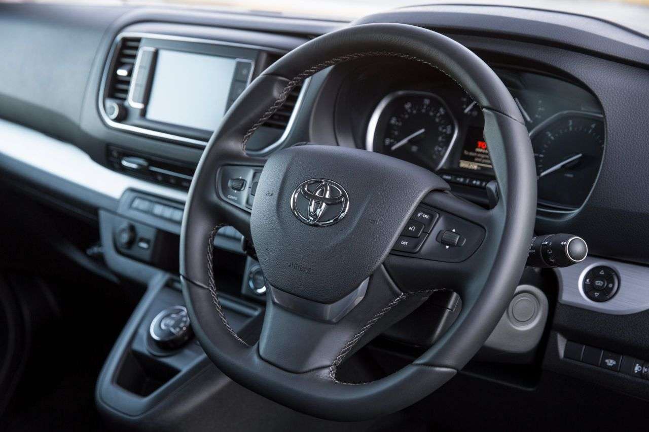 2019 TOYOTA PROACE VERSO 2019 TOYOTA PROACE VERSO