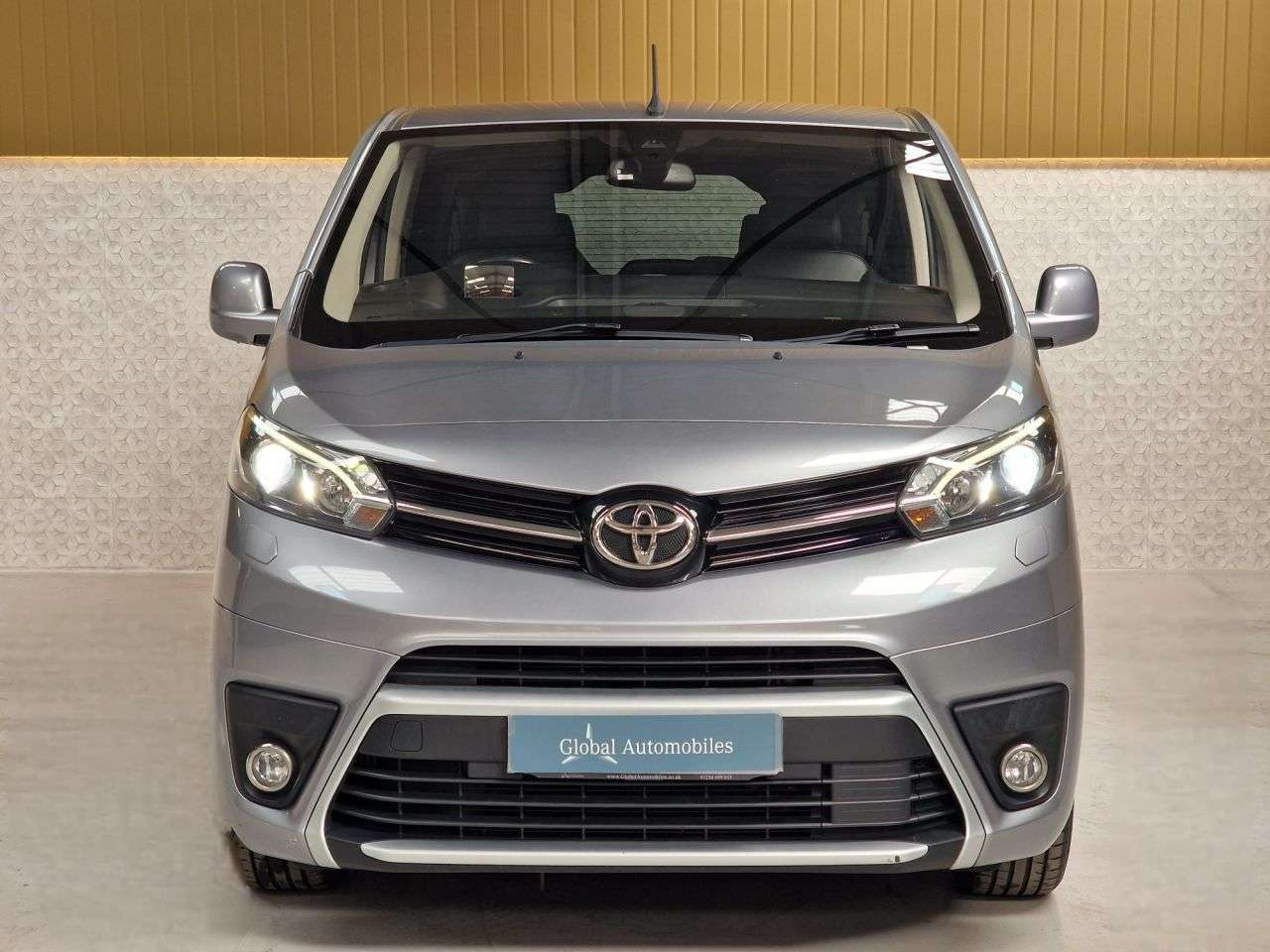 2019 TOYOTA PROACE VERSO 2019 TOYOTA PROACE VERSO