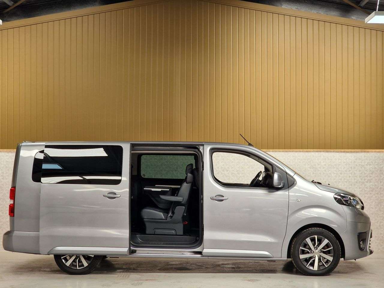 2019 TOYOTA PROACE VERSO 2019 TOYOTA PROACE VERSO
