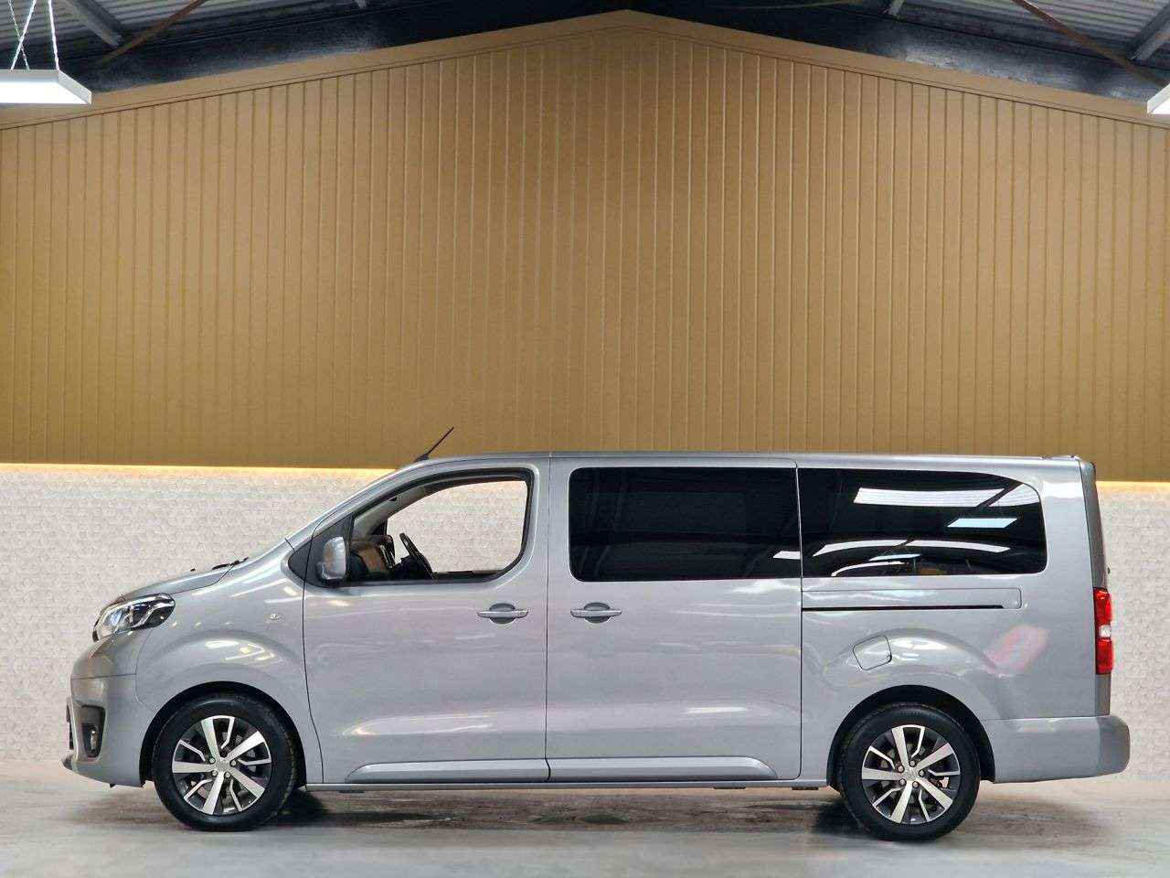 2019 TOYOTA PROACE VERSO 2019 TOYOTA PROACE VERSO