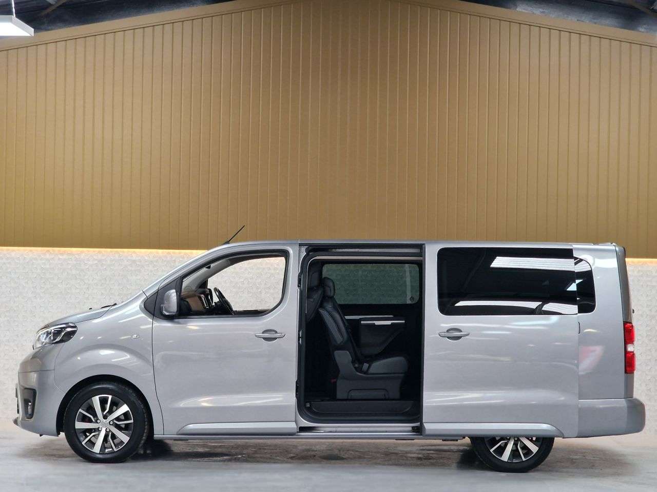 2019 TOYOTA PROACE VERSO 2019 TOYOTA PROACE VERSO