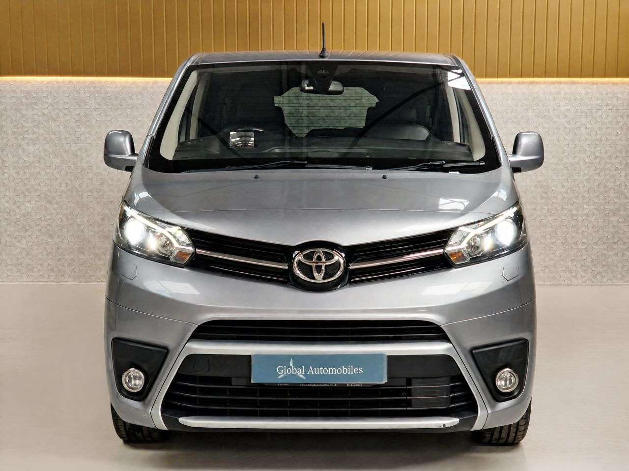 2019 TOYOTA PROACE VERSO 2019 TOYOTA PROACE VERSO