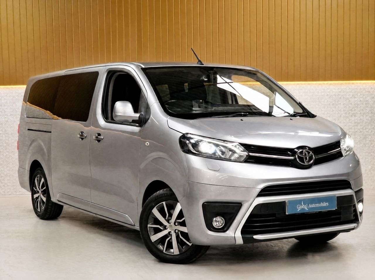 2019 TOYOTA PROACE VERSO 2019 TOYOTA PROACE VERSO
