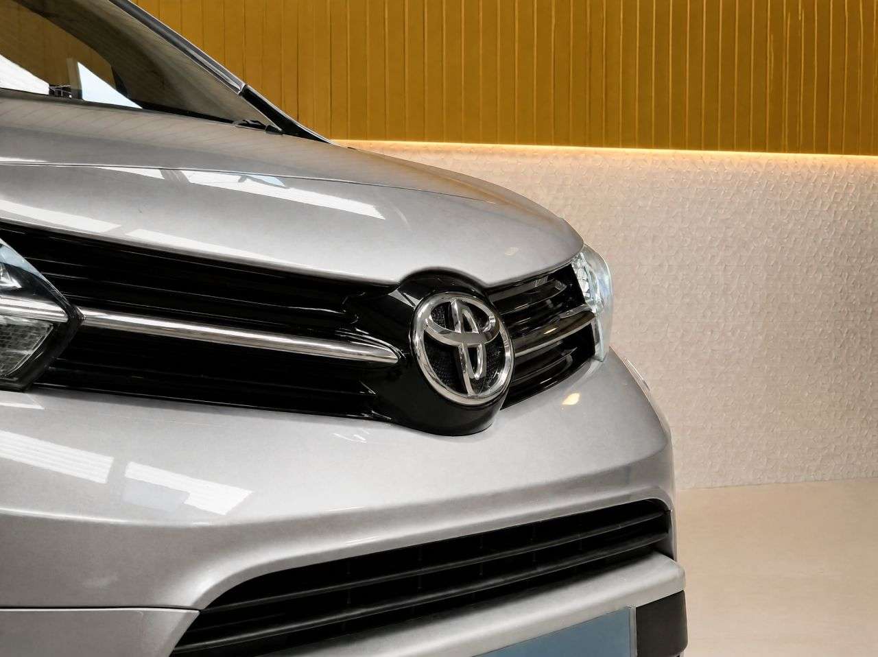 2019 TOYOTA PROACE VERSO 2019 TOYOTA PROACE VERSO