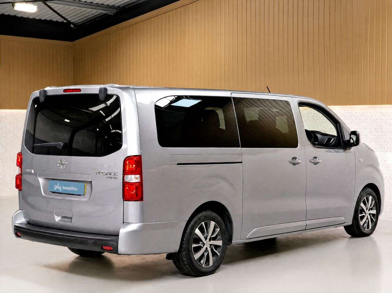2019 TOYOTA PROACE VERSO 2019 TOYOTA PROACE VERSO