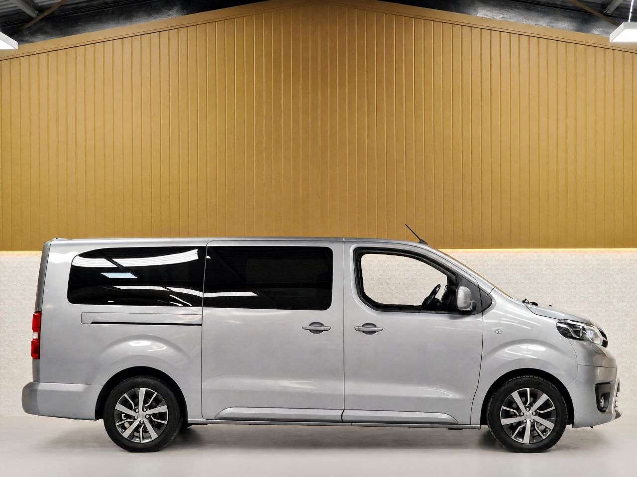 2019 TOYOTA PROACE VERSO 2019 TOYOTA PROACE VERSO